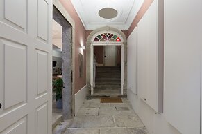 B28 Apartments