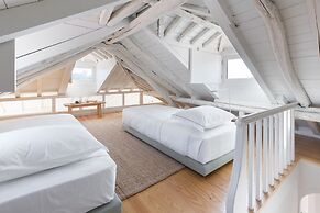 B28 Apartments