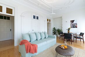 B28 Apartments