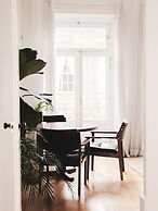 B28 Apartments