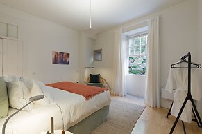 B28 Apartments