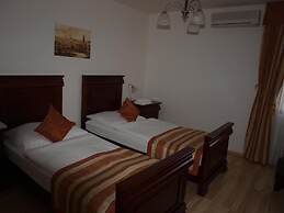 Hotel Oko