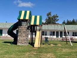 Anne Shirley Motel & Cottages