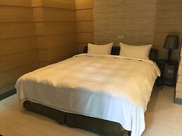 823 Tourist Hotel