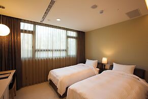 823 Tourist Hotel