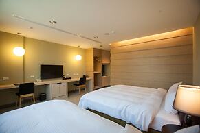 823 Tourist Hotel