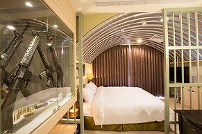 823 Tourist Hotel