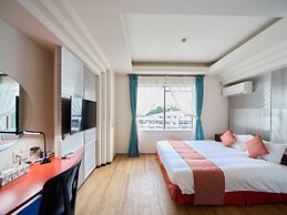 Rycom Family Resort Hotel