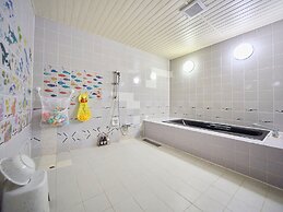 Rycom Family Resort Hotel