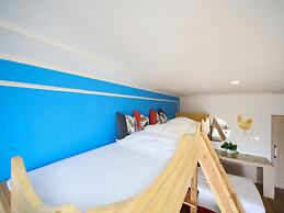 Rycom Family Resort Hotel
