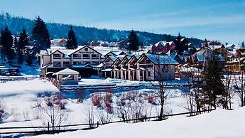 Whiteberry Hotel