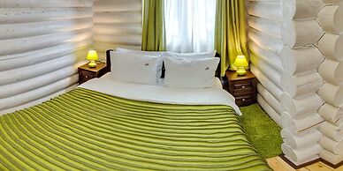 Whiteberry Hotel