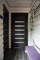 Whiteberry Hotel