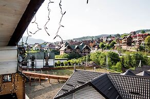 Whiteberry Hotel