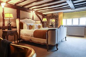 The Kingsbury at No7 & No8