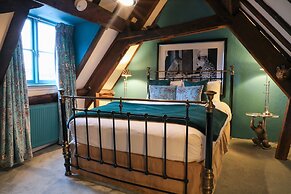 The Kingsbury at No7 & No8