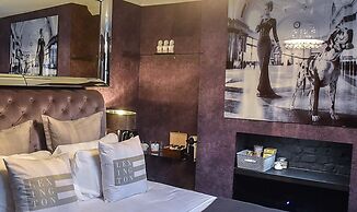 The Kingsbury at No7 & No8