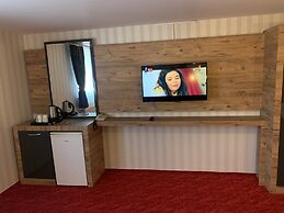 Adanaz Otel