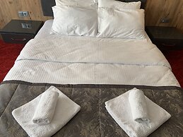 Adanaz Otel