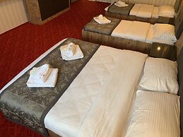 Adanaz Otel