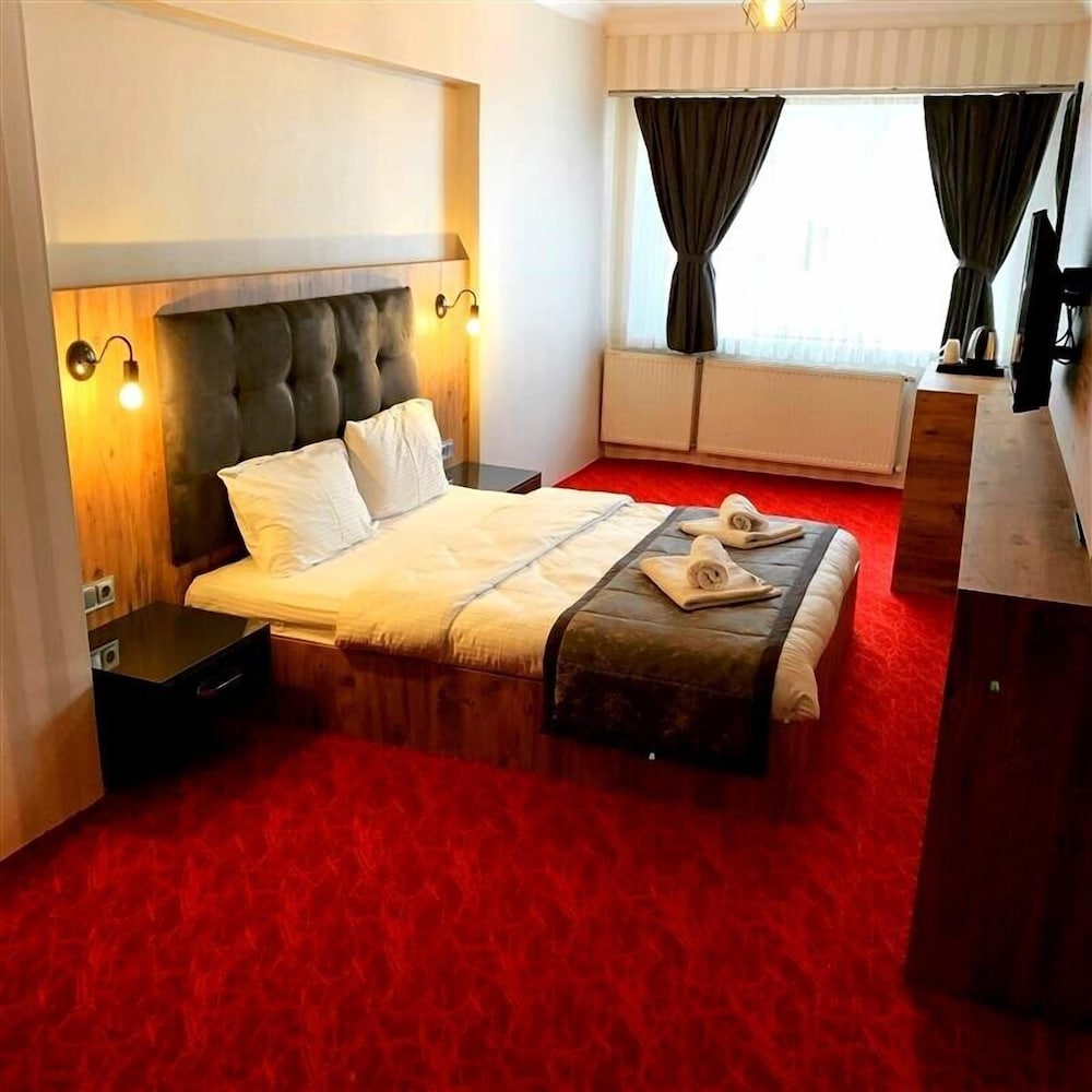 Adanaz Otel