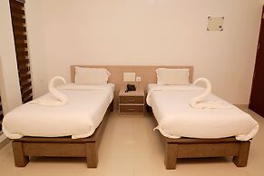 Chandra Inn