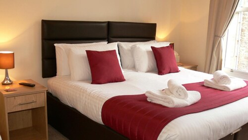 The Home Arms Guesthouse