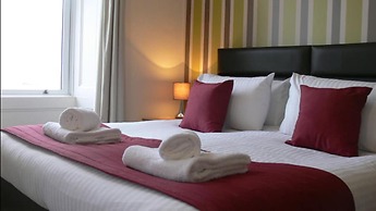 The Home Arms Guesthouse