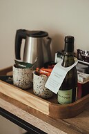 Winemaker's Pub