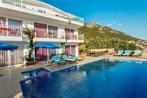Villa Fusya by Lycia Collections