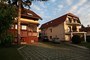 Erika Apartmanházak