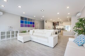D Loft Sea and Golf