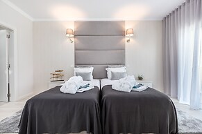 D Loft Sea and Golf
