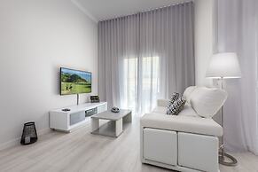 D Loft Sea and Golf