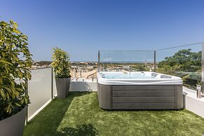 D Loft Sea and Golf