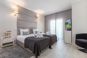 D Loft Sea and Golf