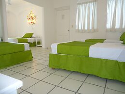 Casa Mexicana La Reyna