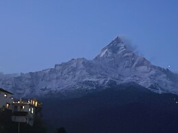 ES Deurali Resort.