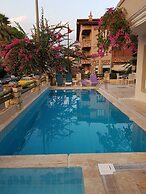 Selenya Apart Hotel
