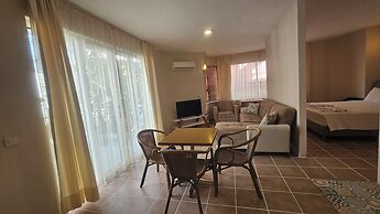 Selenya Apart Hotel