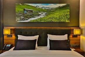 Azra Suite Otel