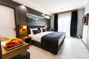 Azra Suite Otel