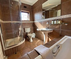 Dolphin Circle B&B