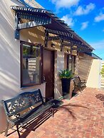 Dolphin Circle B&B