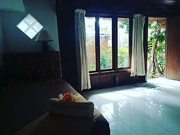 Gili Hideaway