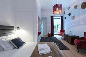Old Town Lx Suites