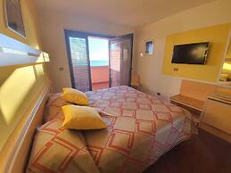 Hotel Antares