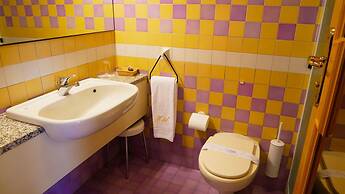 Hotel Antares