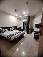 Hotel Balaji Palace