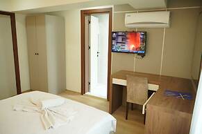 Lion City Hotel